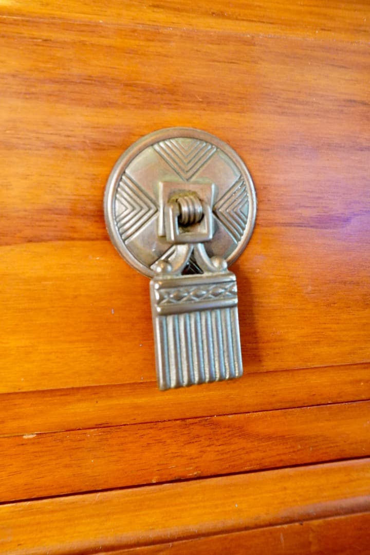 イギリス アンティーク カップボードチェスト