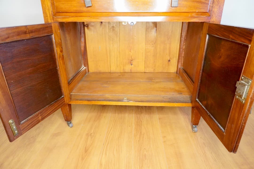 イギリス アンティーク カップボードチェスト