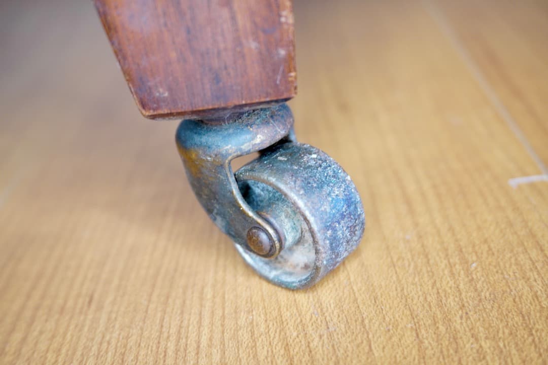 イギリス アンティーク カップボードチェスト