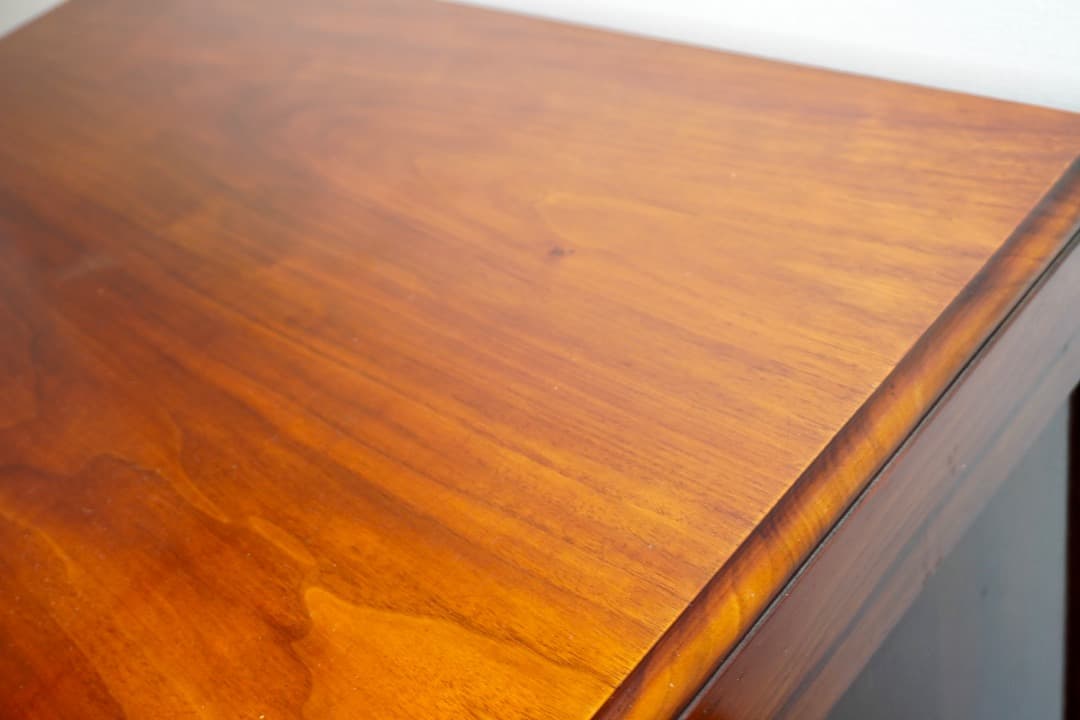 イギリス アンティーク カップボードチェスト