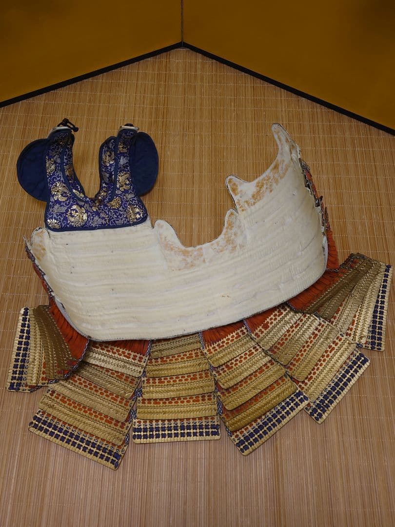 ★★☆全国送料無料☆緋縅本小札大鎧☆等身大大鎧一領☆鎧兜・甲冑★★