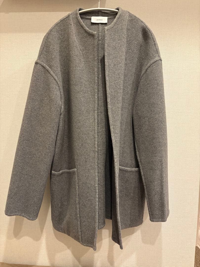 ASTRAETアストラット　ノーカラーコート