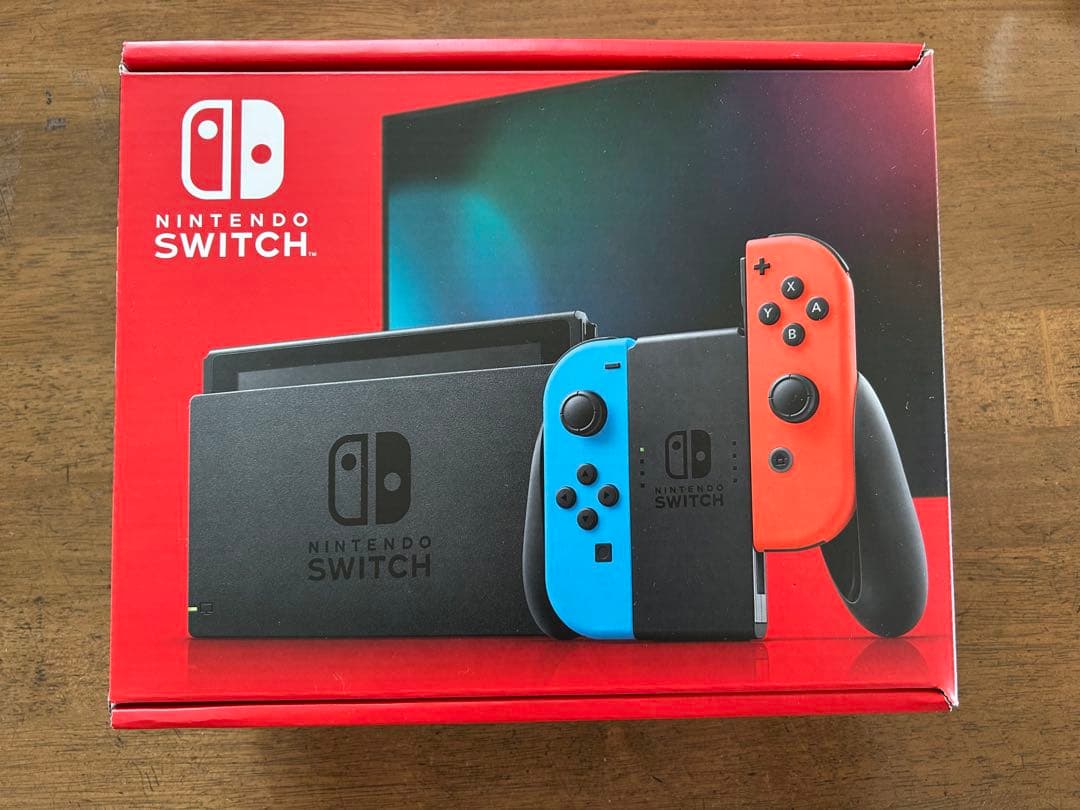 すず　Nintendo Switch 本体 青/赤 Joy-Con付き