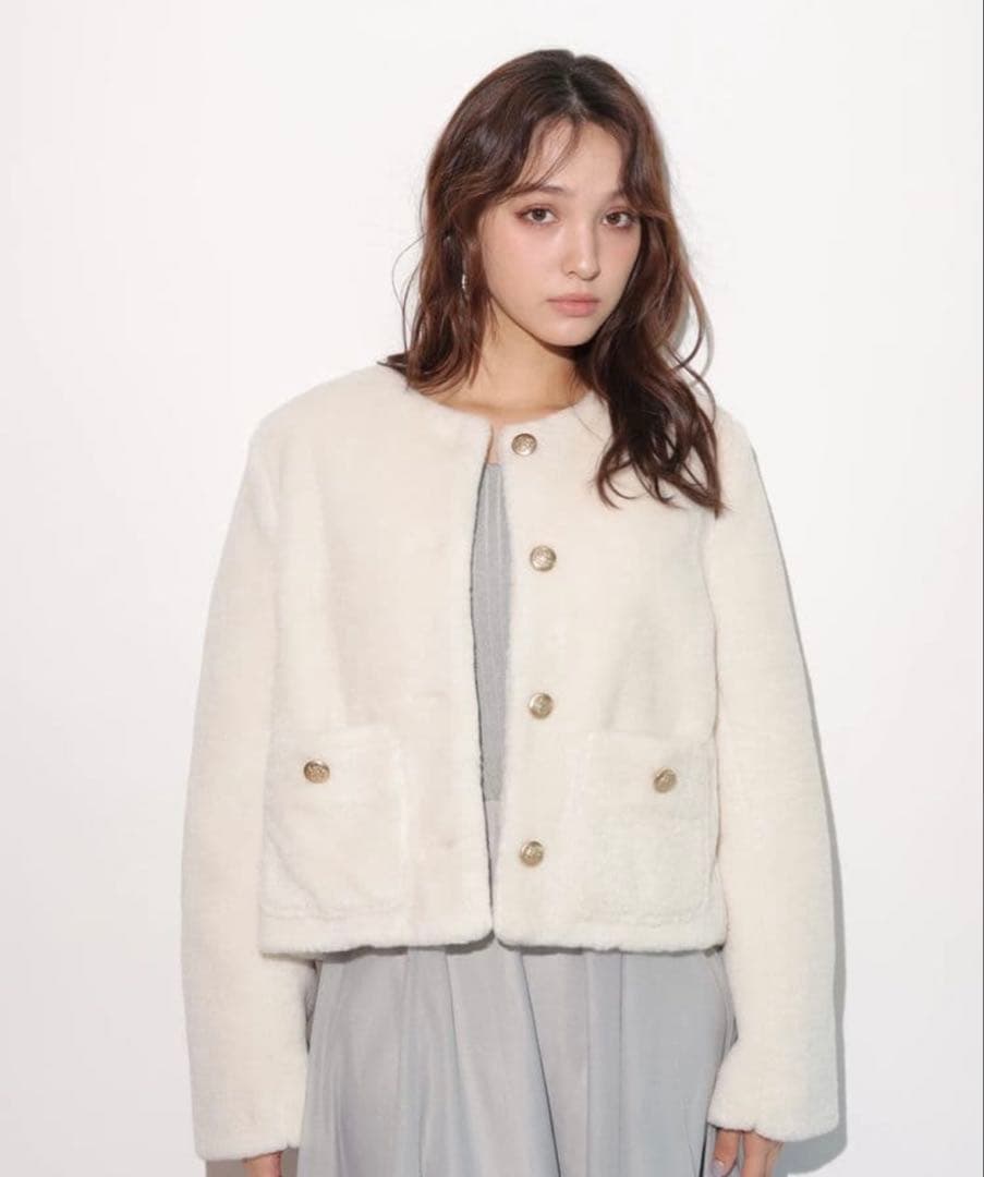 Rirandture ノーカラーファージャケットコート