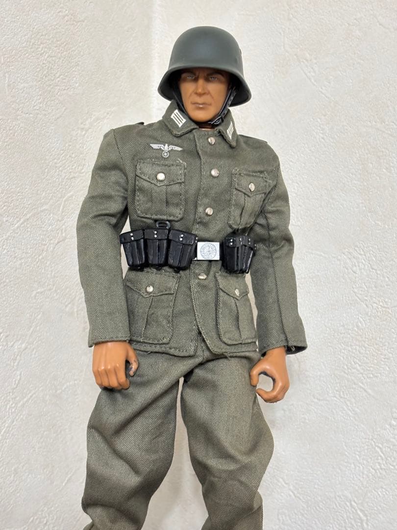 「大脱走」アメリカ空軍 ヒルツ大尉