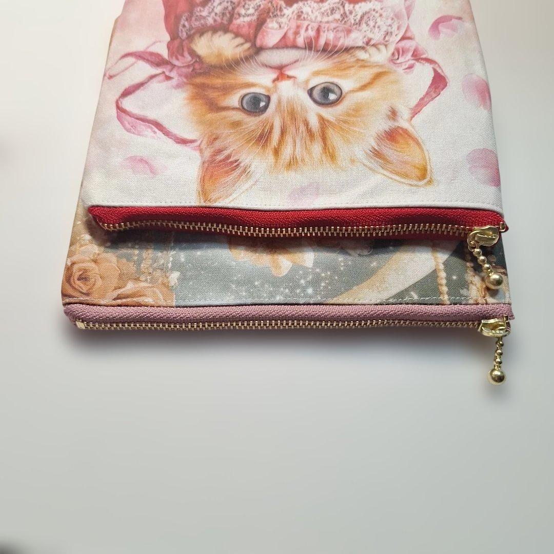 ねこパネル生地　ハンドメイド　フラットポーチ