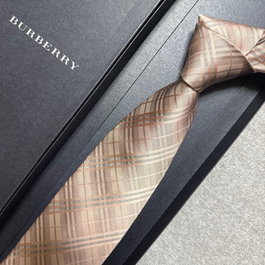 未使用タグ付　バーバリーブラックレーベル　ネクタイ　ピンク　ノバチェック柄