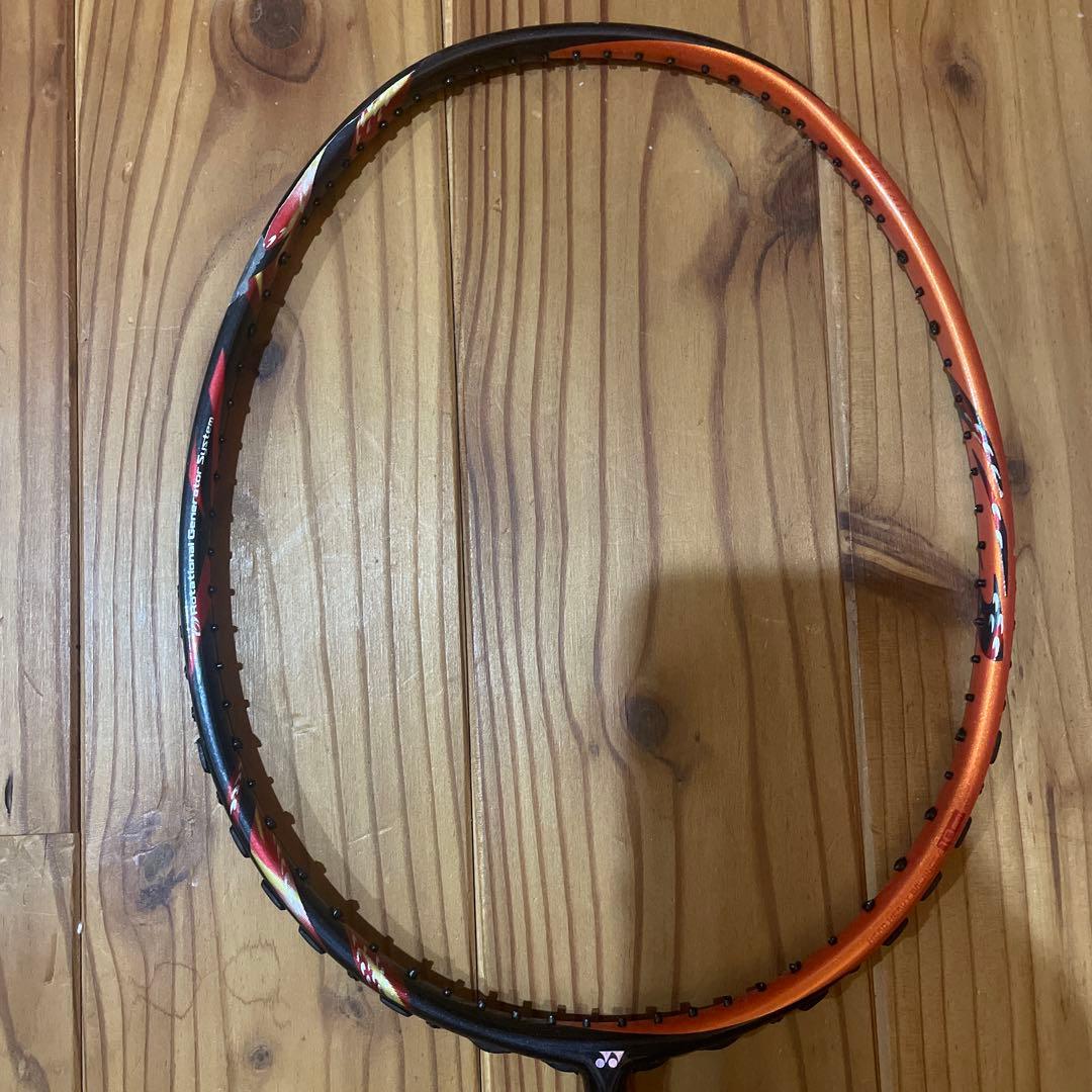 廃盤‼️アストロクス99 4U5 YONEX バドミントンラケット　　 1