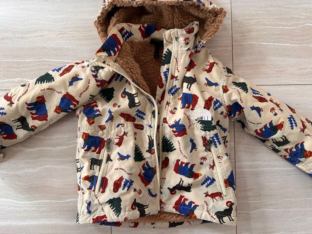 美品　THE NORTH FACE 動物柄 ジャケット 110