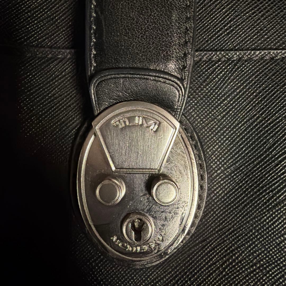 TUMI 黒 レザー ビジネスバッグ