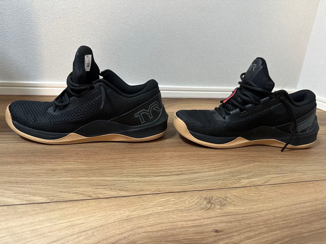 TYR CXT-2 トレーニングシューズ　US M7/W8.5 24.6cm