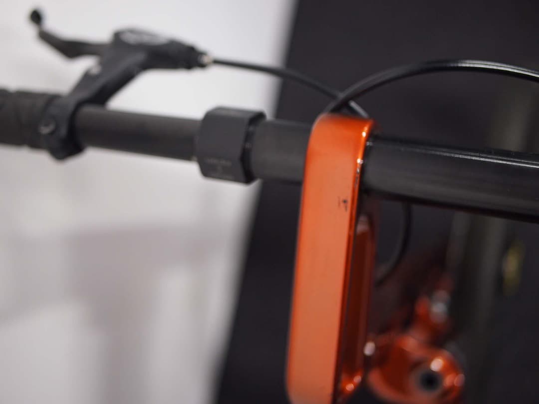 美品　デザイナー折りたたみ自転車 ブリックレッド3