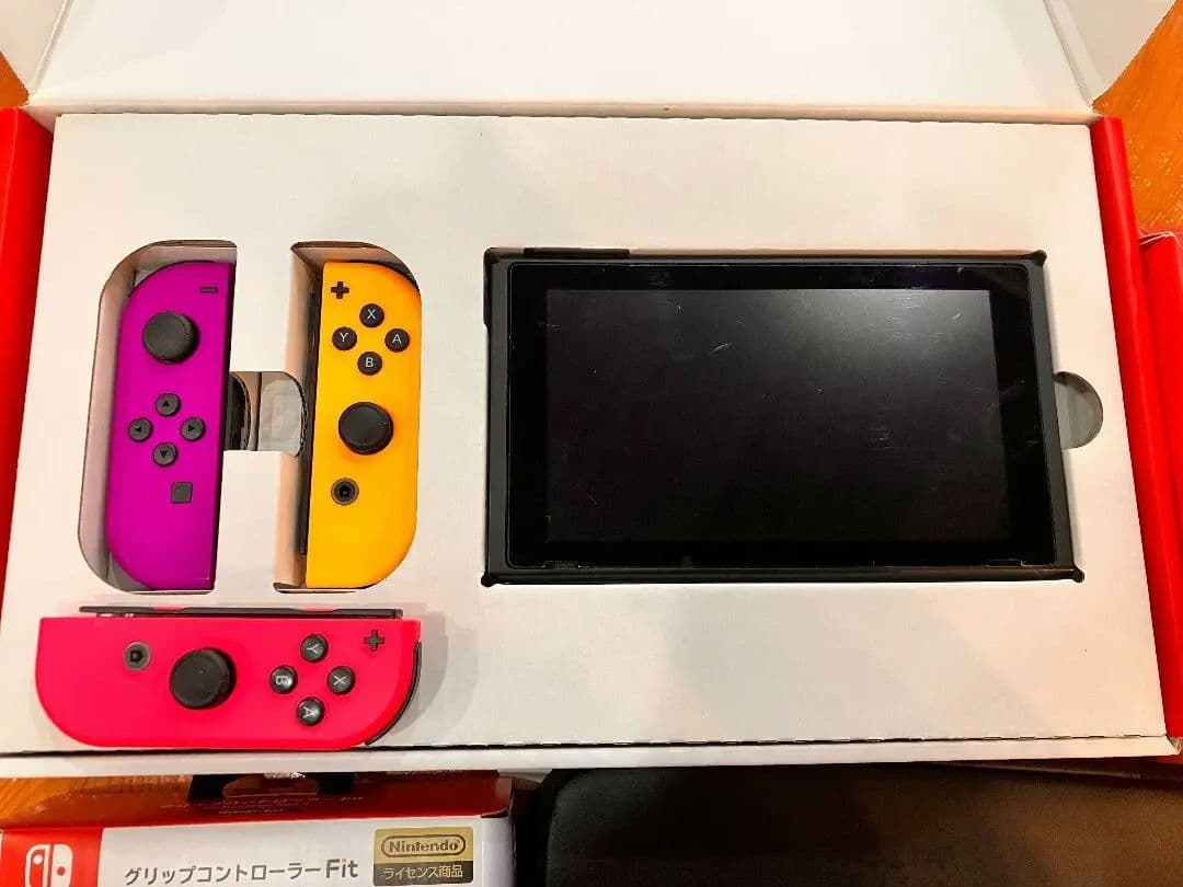 Nintendo Switch Lite ピンク/イエロー/パープル