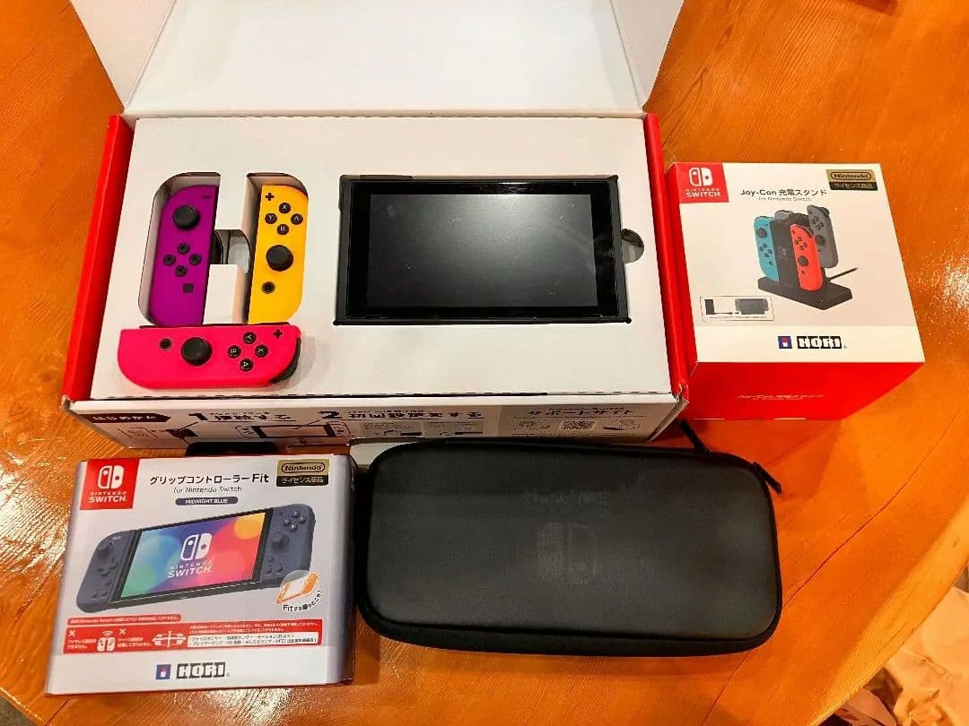 Nintendo Switch Lite ピンク/イエロー/パープル