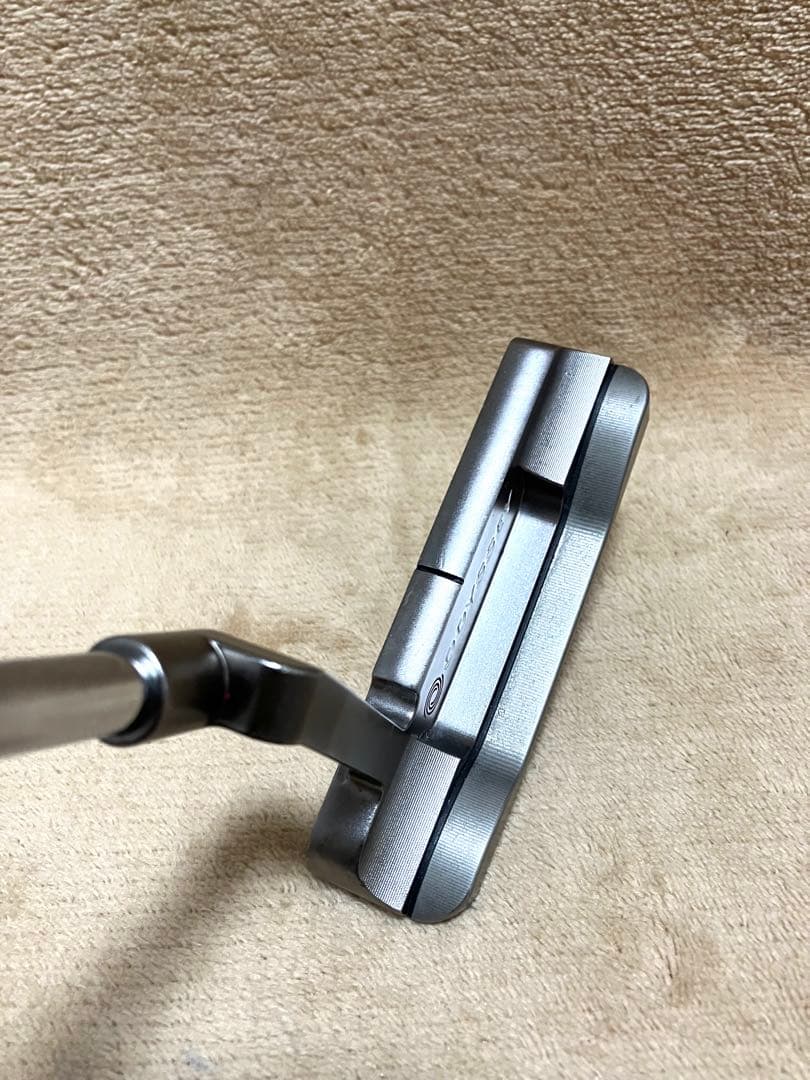 ODYSSEY Tri Hot 3 パター 復刻版