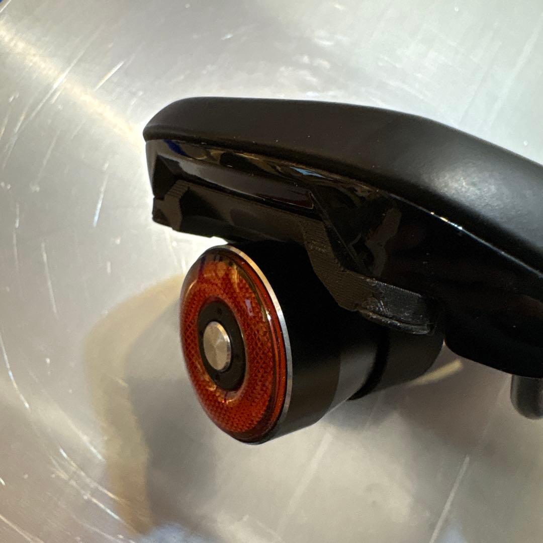 Specialized サドル240×143 レール7×7 テールライト付属