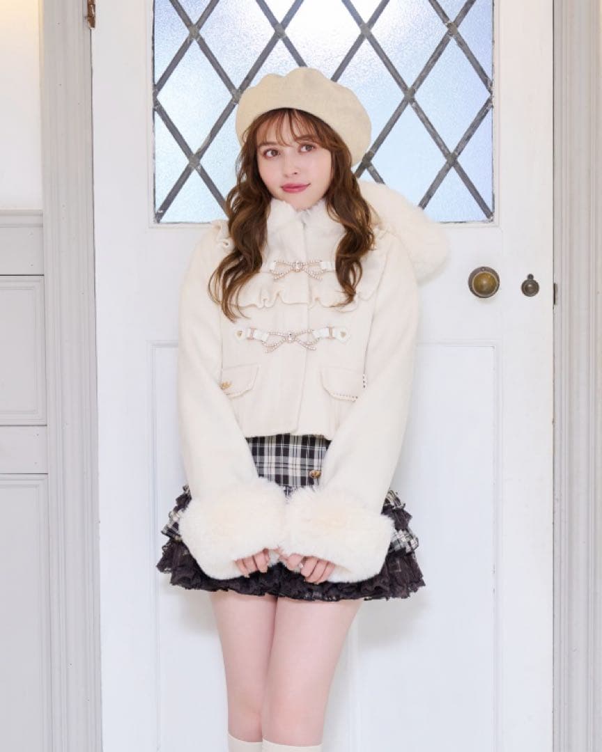 LIZLISA リズリサビジューリボンショートフードコート 公式 最安価