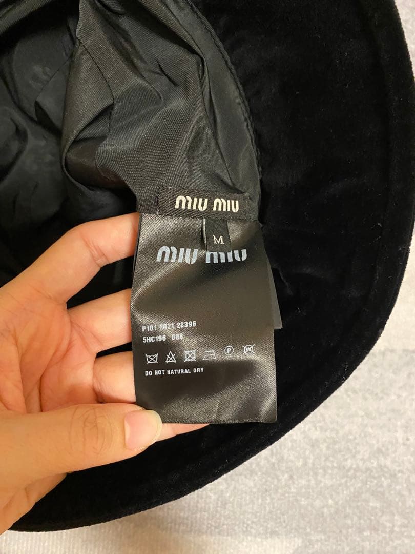 MIU MIU ブラック バケットハット ベルベット