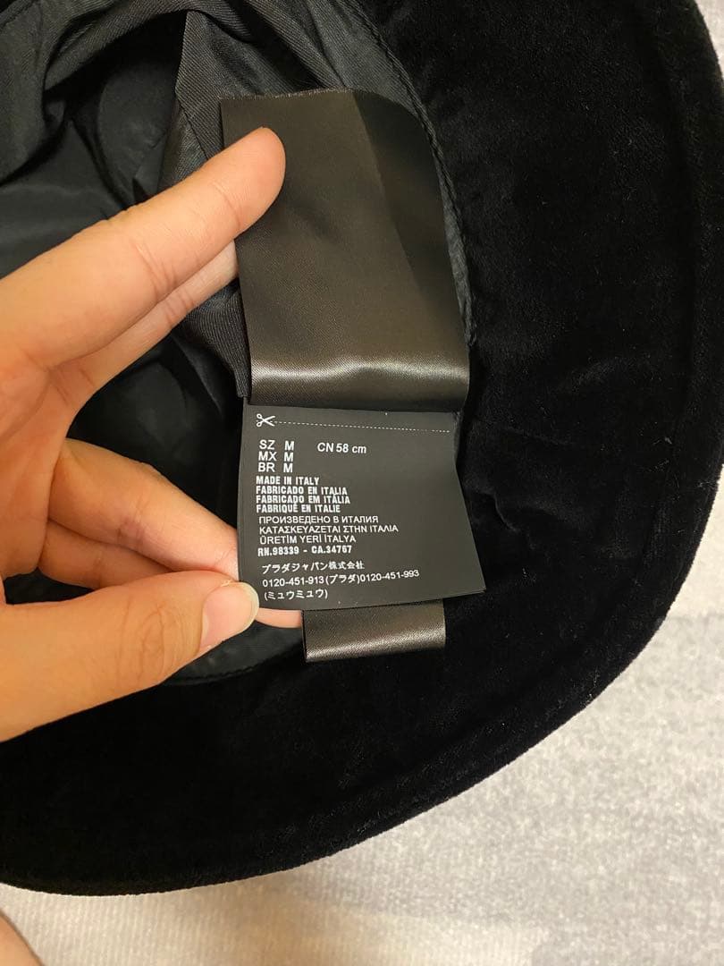 MIU MIU ブラック バケットハット ベルベット