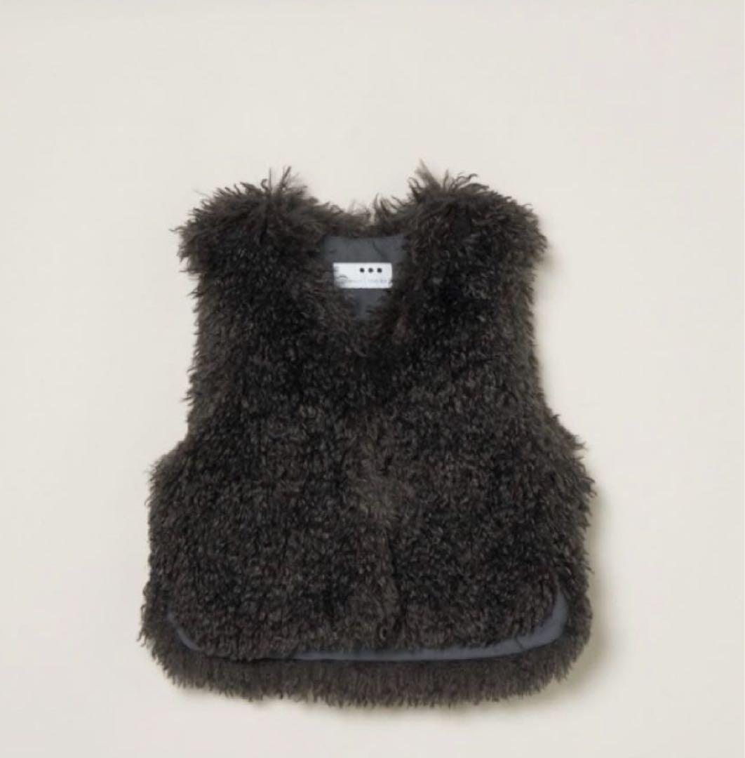 今期完売　three dots ウェイビーファー ショートジレ Wavy fur
