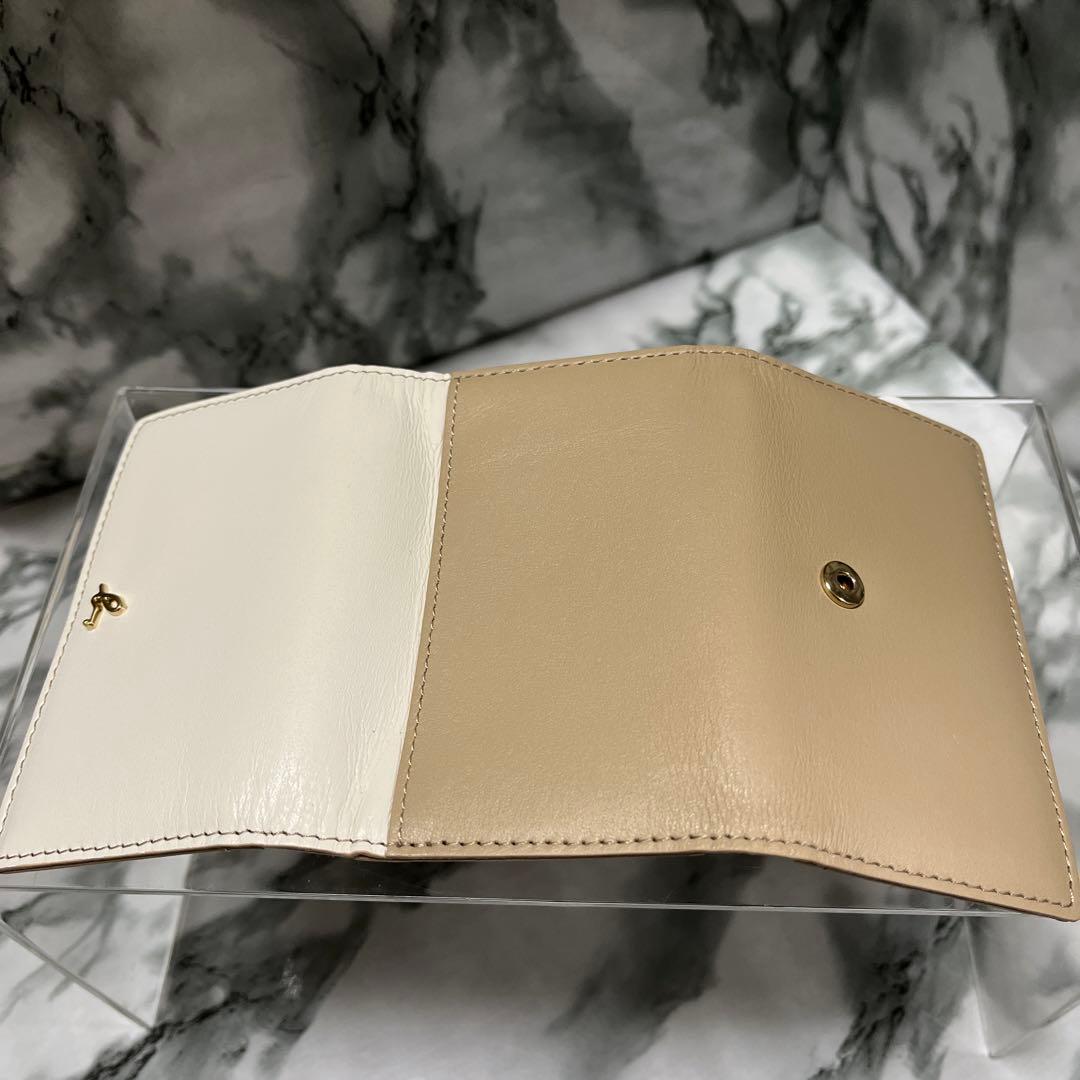 【新品未使用】agnès b. レザーキーケース ホワイト ベージュカードケース
