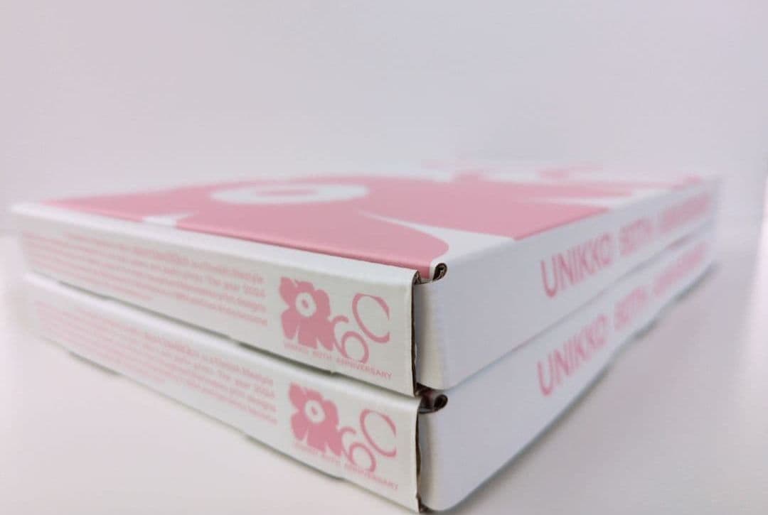 ☆完売品☆マリメッコ　ウニッコ　６０周年記念プレートホワイト＆オレンジ　計４枚