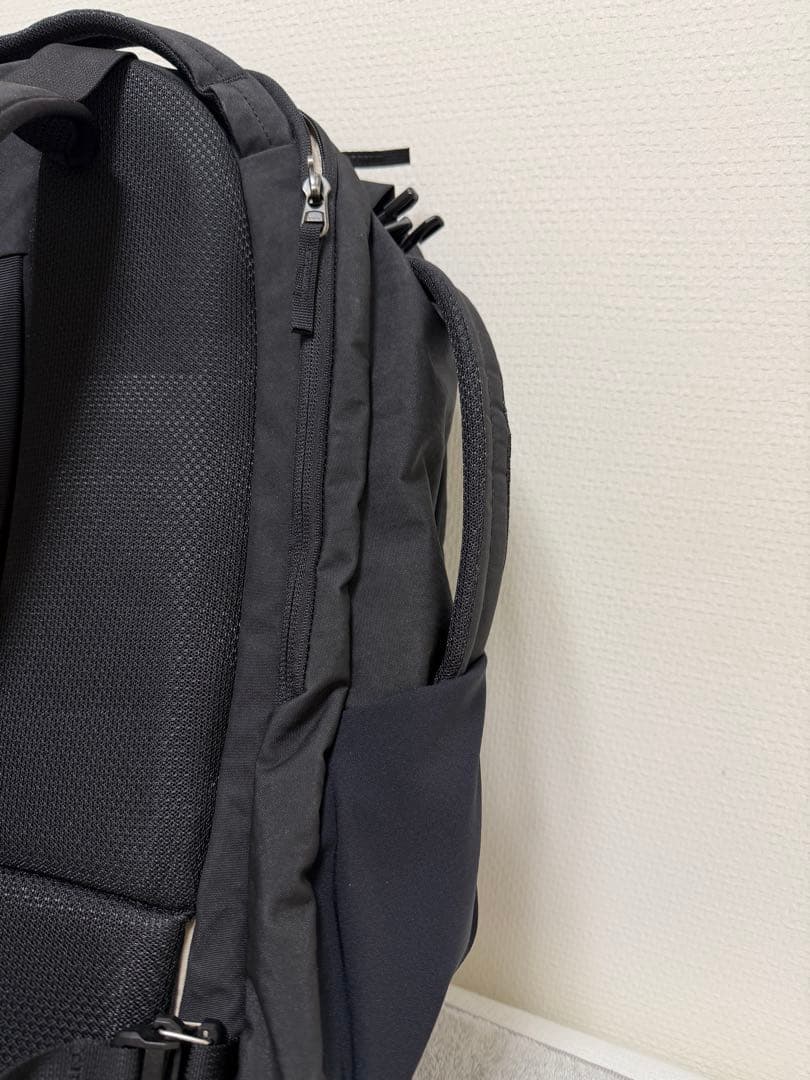 マックパック macpac クエスト30 デイパック 30L ブラック（K）