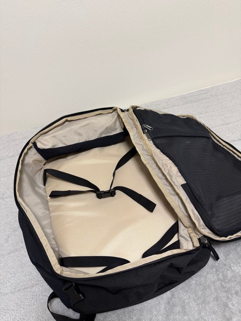 マックパック macpac クエスト30 デイパック 30L ブラック（K）