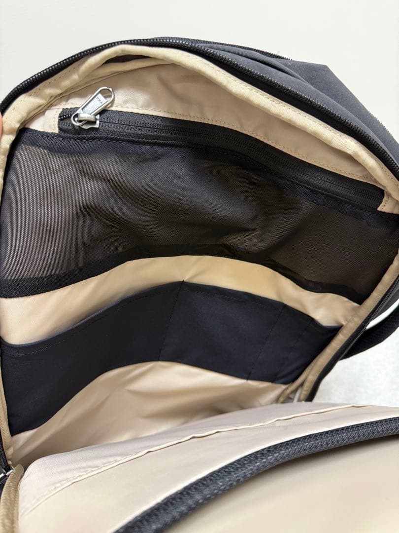 マックパック macpac クエスト30 デイパック 30L ブラック（K）