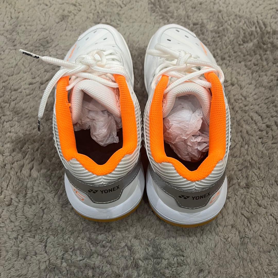 YONEX SHB65Z3W バドミントンシューズ ホワイト/オレンジ 25cm