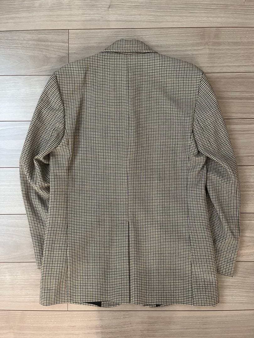 ernest w baker ジャケット