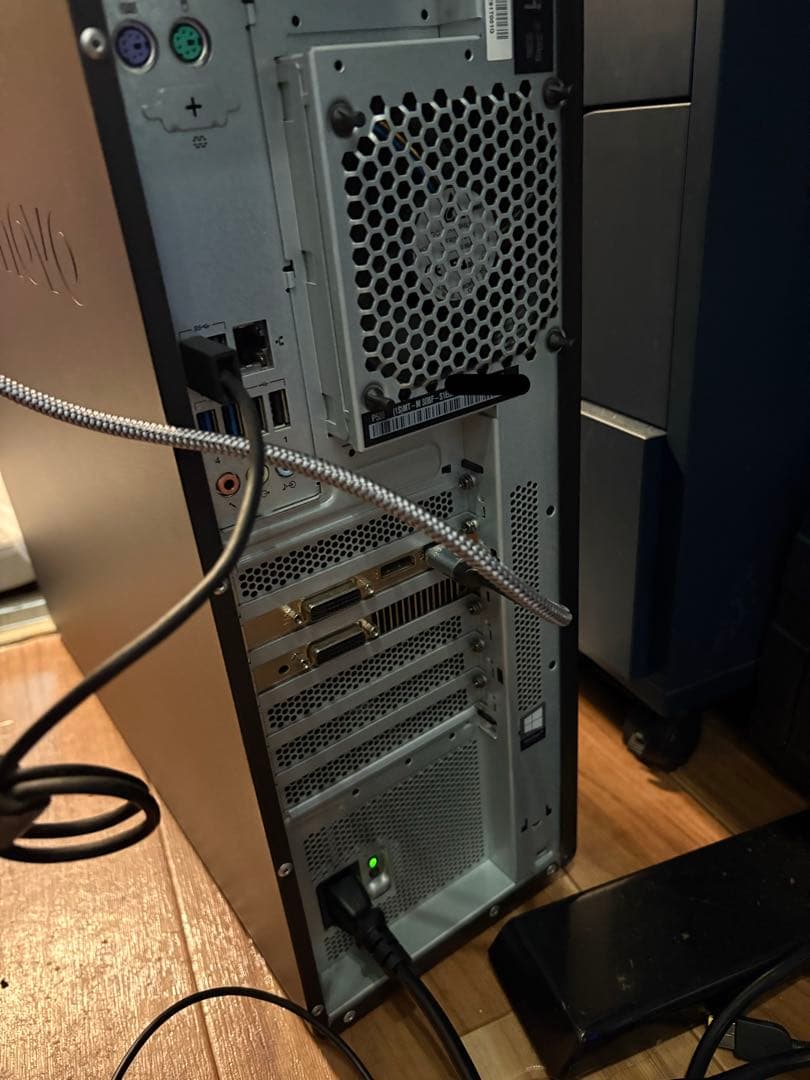 Lenovo ThinkStation P520 ワークステーション（タワー）