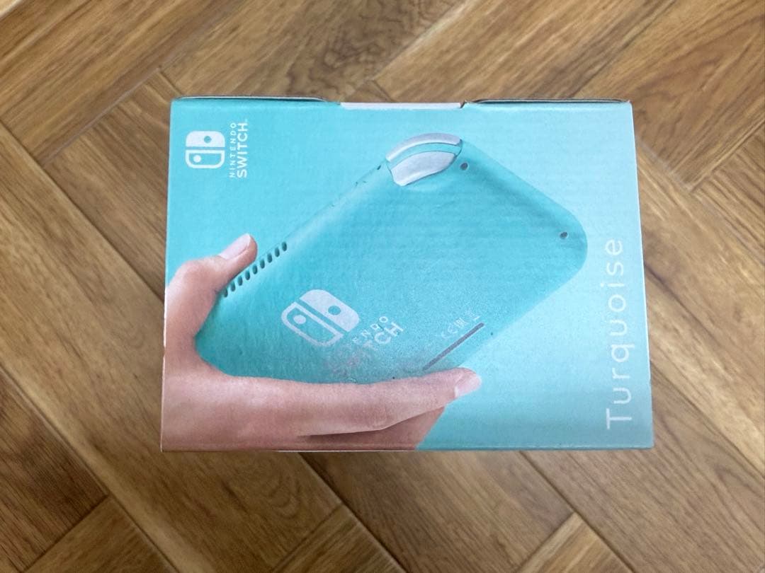 【新品未使用品】switchLite 任天堂　スウィッチライト　水色