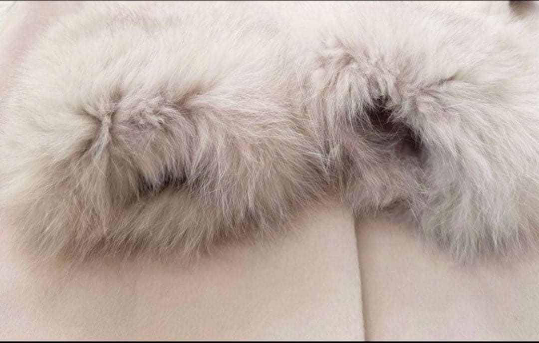 グレースコンチネンタル FOXファー カフス ロングコート ベージュ85800円