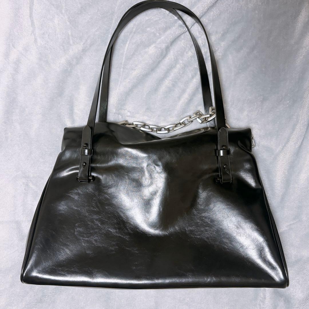 CHARLES & KEITH アンドロメダチェーンハンドルトートバッグ