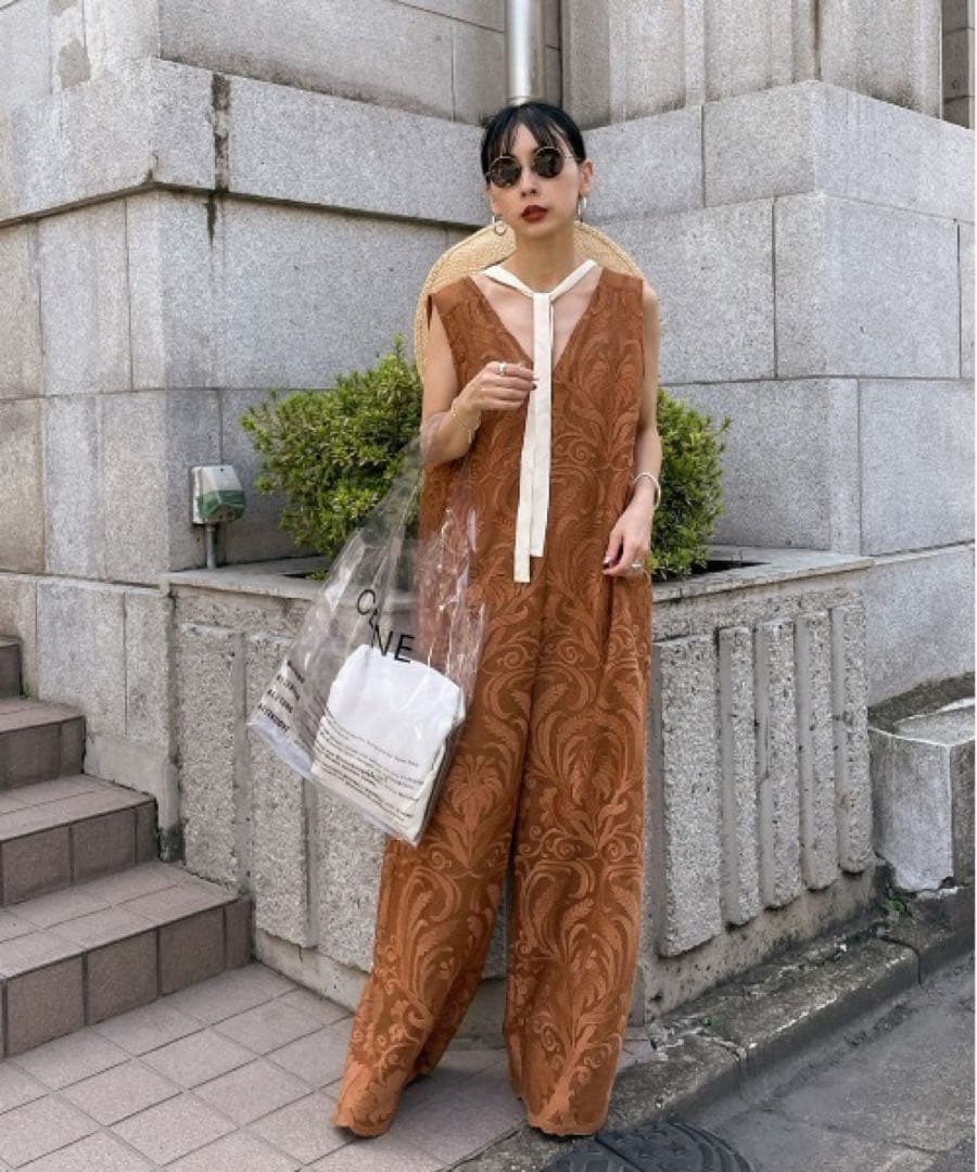 サロペット・オーバーオール・オールインワン Ameri VINTAGE CHLOE V NECK ROMPERS