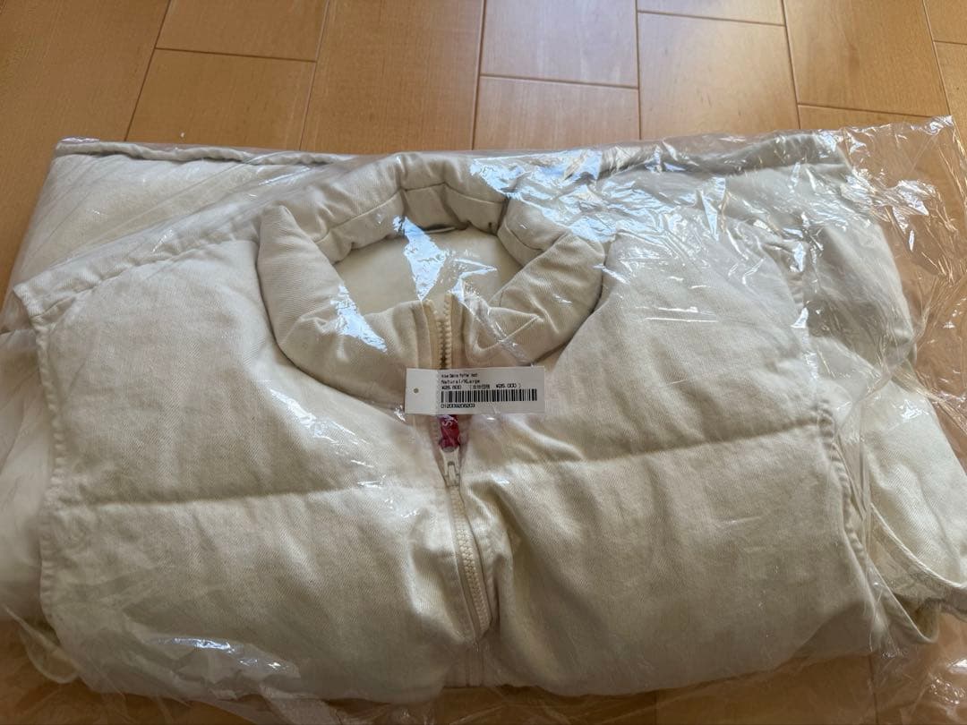 NIKE ×supreme ダウンベスト