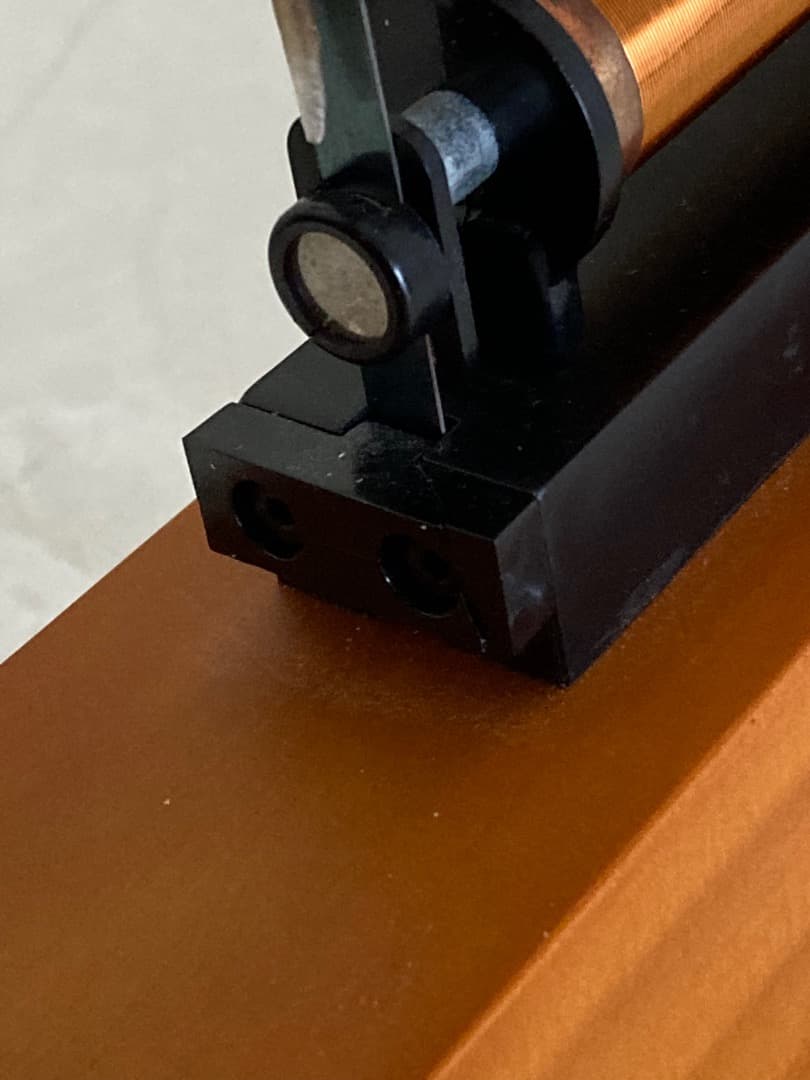 nbb02171　slow dance え！額縁の中のオブジェが動いてる