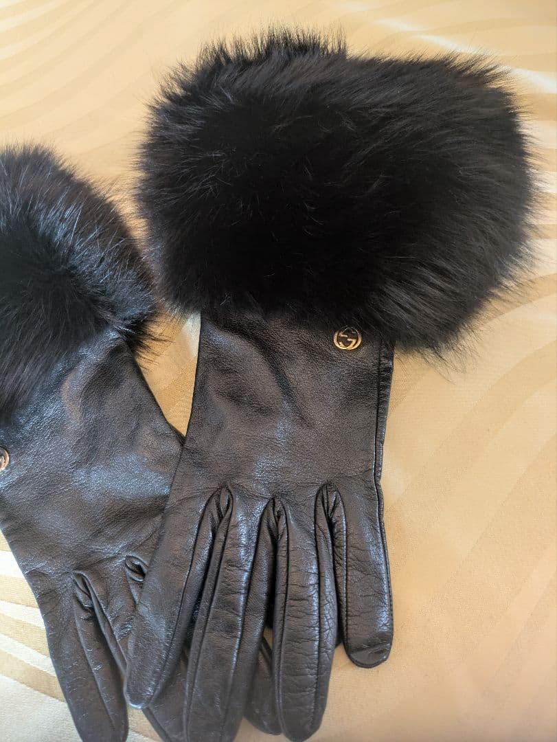 GUCCIファー付きレザー手袋