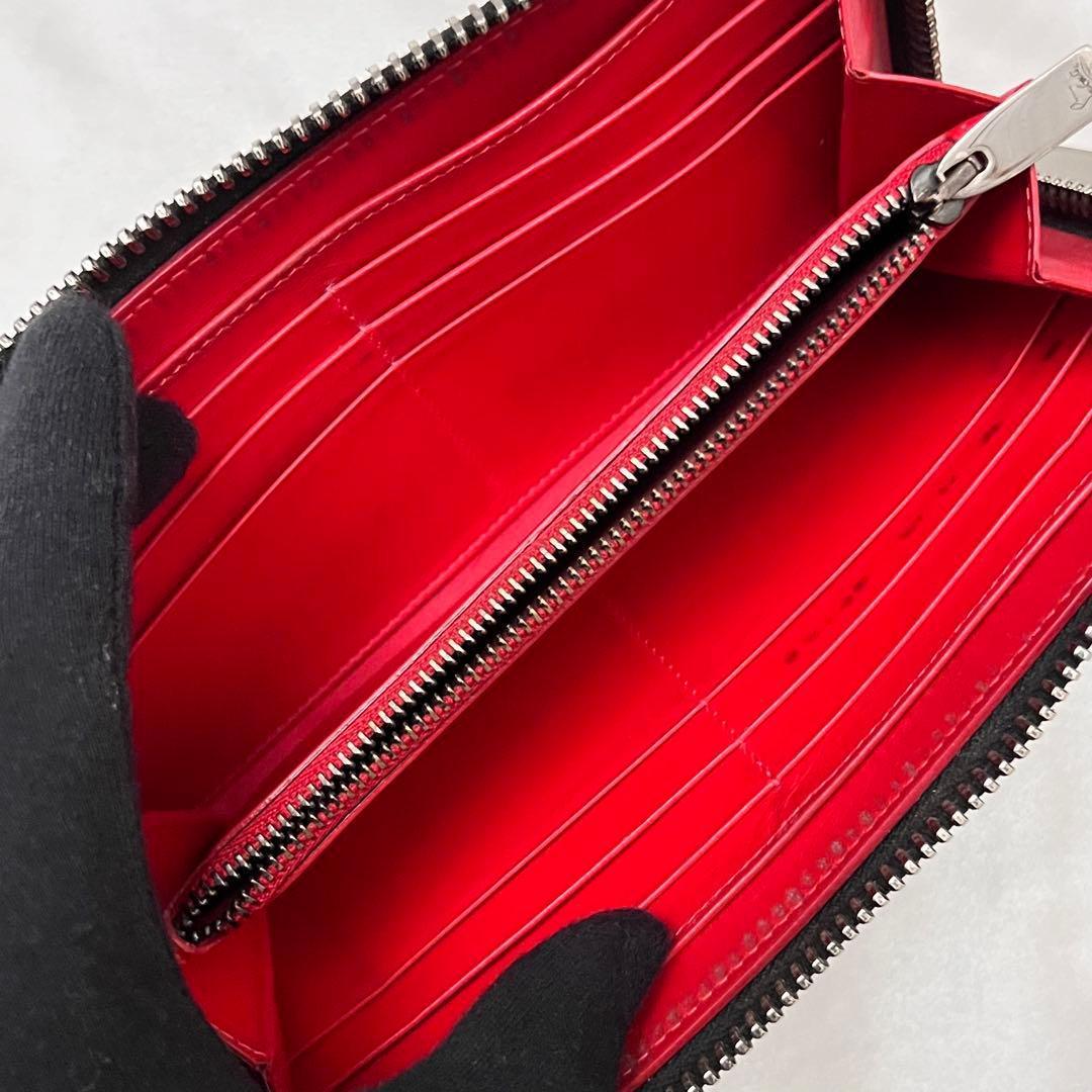 ◇美品◇ルブタン　パネトーネ　スタッズ長財布　ラウンドジップ　オールブラック