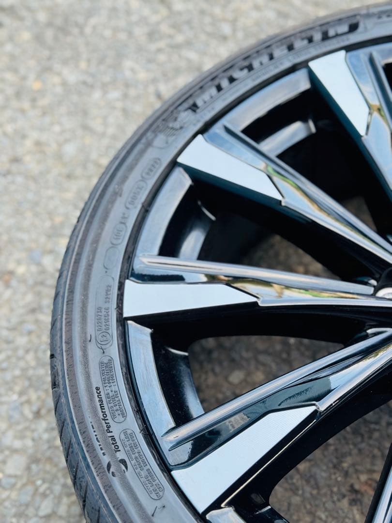 クラウンクロスオーバー純正ホイール