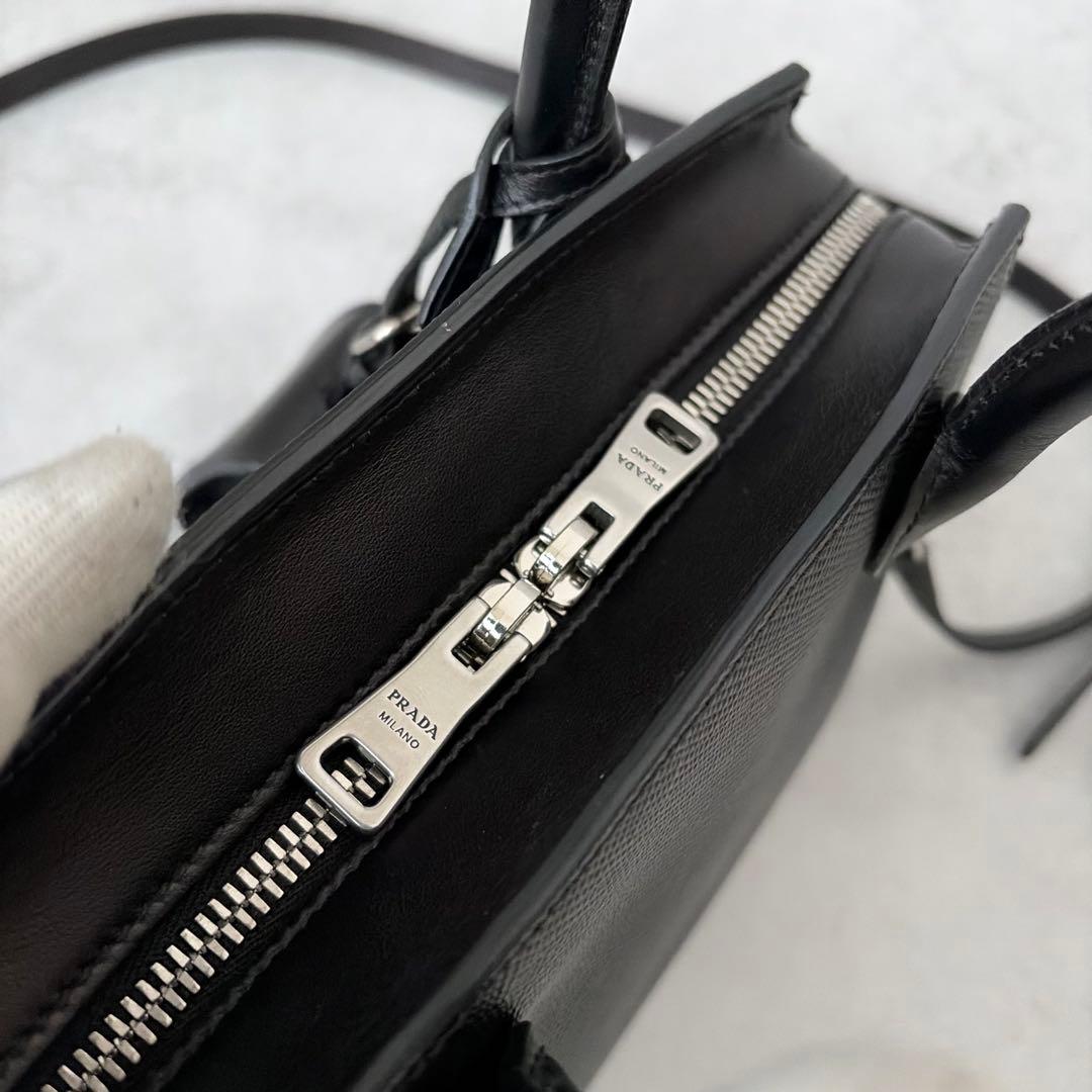 【未使用級✨】プラダ モノクローム 2WAY ショルダーバッグ　ICチップ搭載