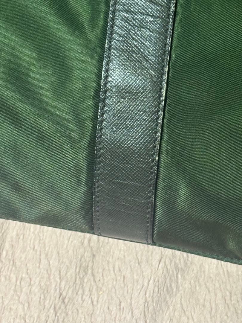 プラダ　トラベル・バッグ