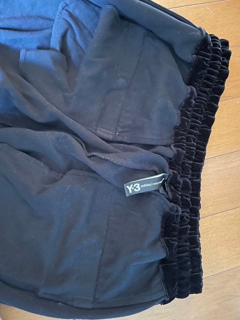 Y-3 黒 サルエルパンツ ホワイトストライプ