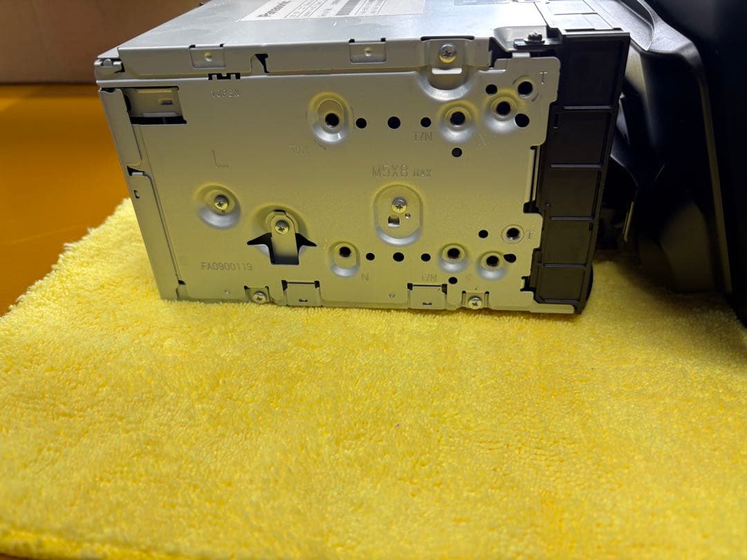 Panasonic ストラーダ　CN-F1D9VD カーナビ 本体と配線一式