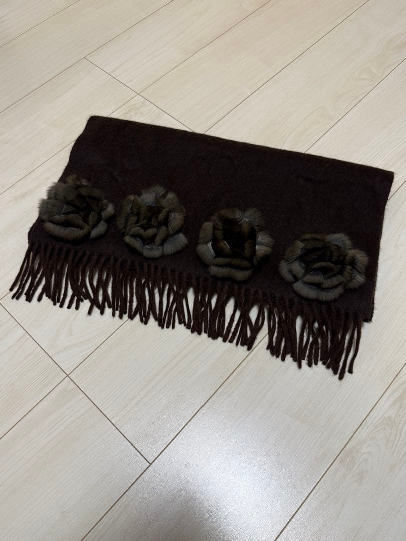 フェンディ 大判マフラー カシミヤ85% ミンク 伊製