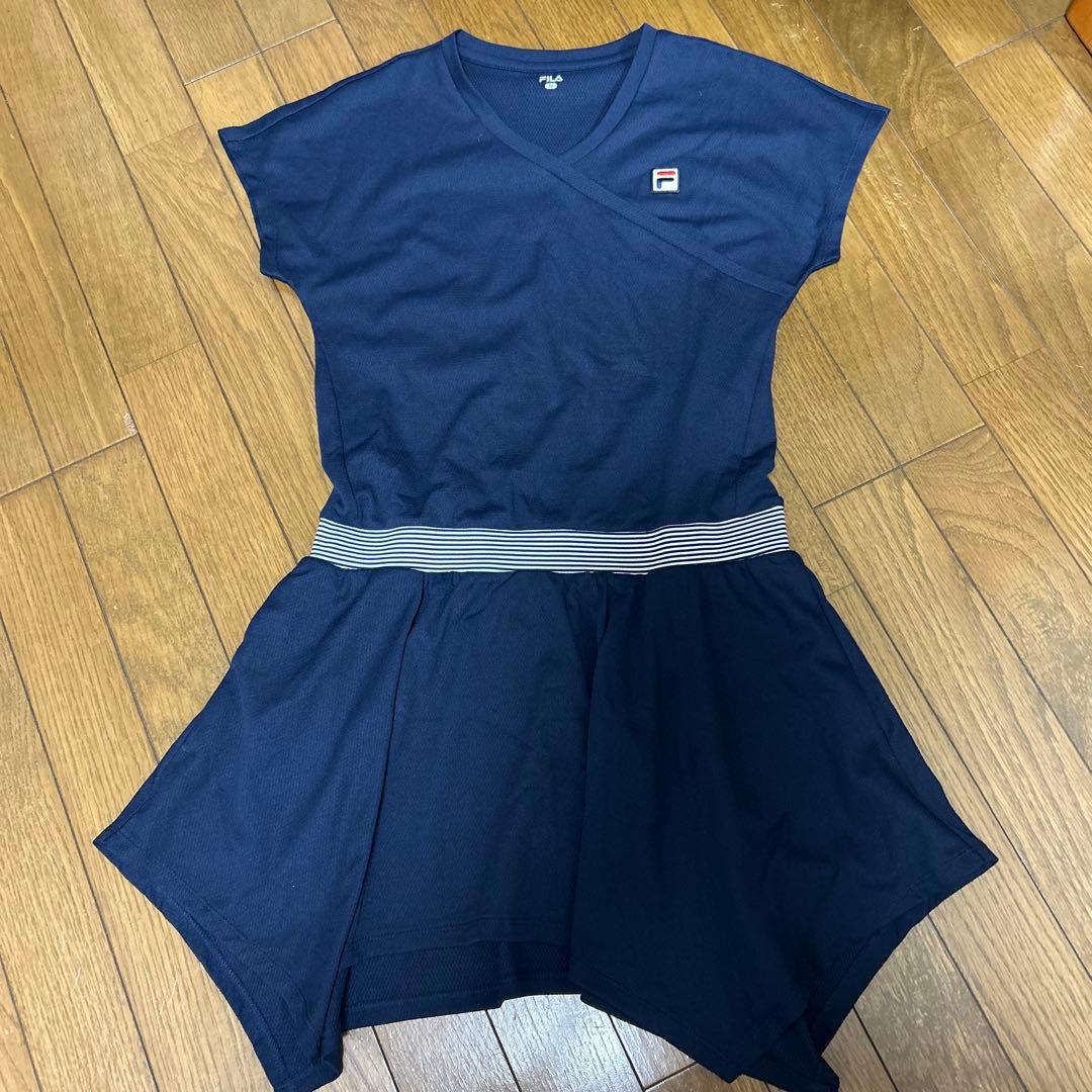 FILA ネイビー Vネック ワンピース レディース