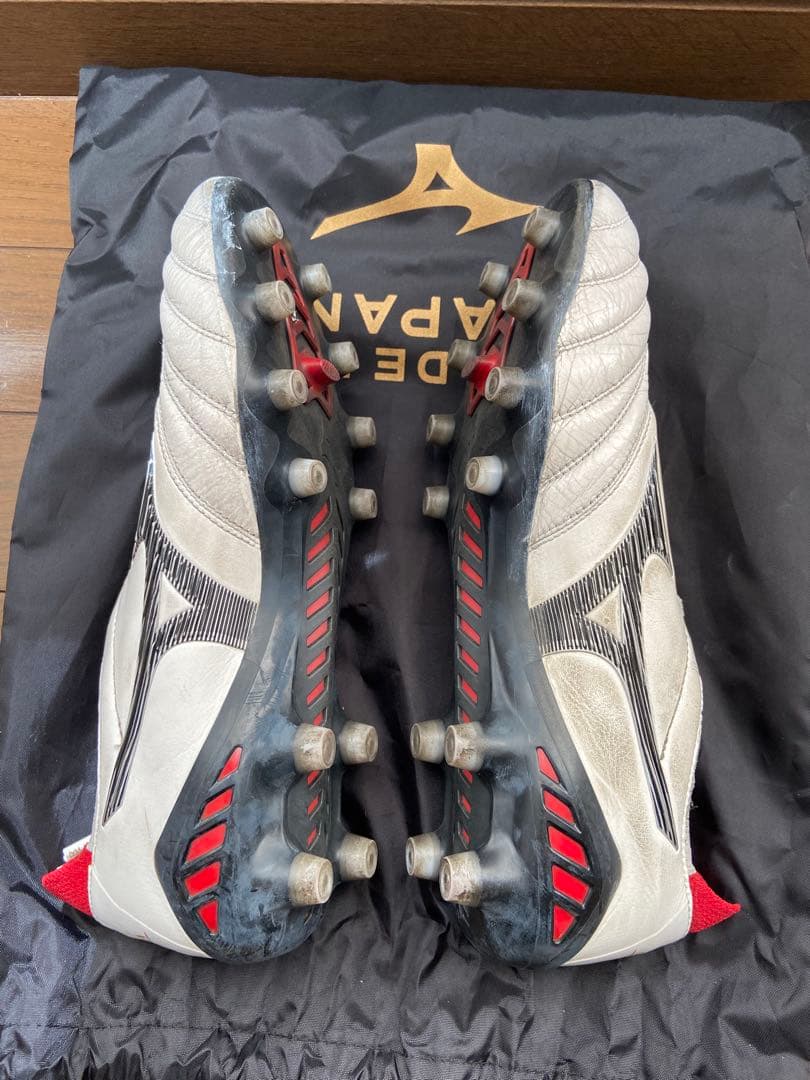 Mizuno Morelia Neo ホワイト/レッド 25.5cm