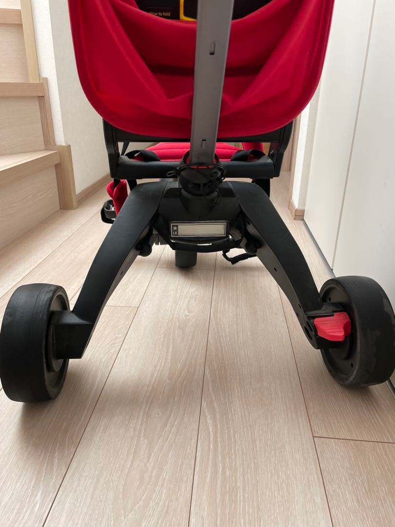 Liki trike リキトライク　折りたたみ式三輪車　doona ドゥーナ