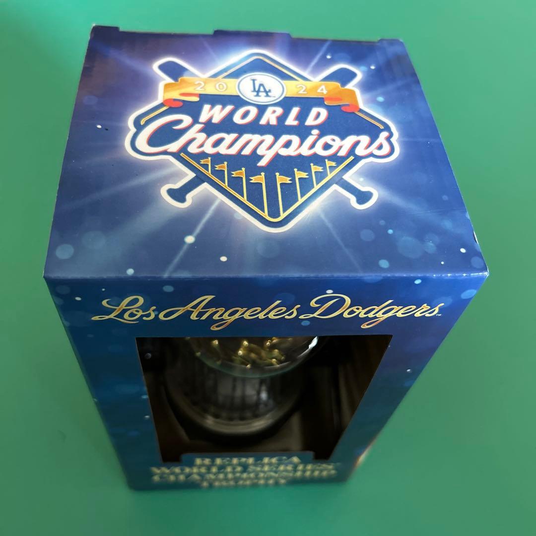 ロサンゼルス・ドジャース ワールドシリーズトロフィー レプリカ